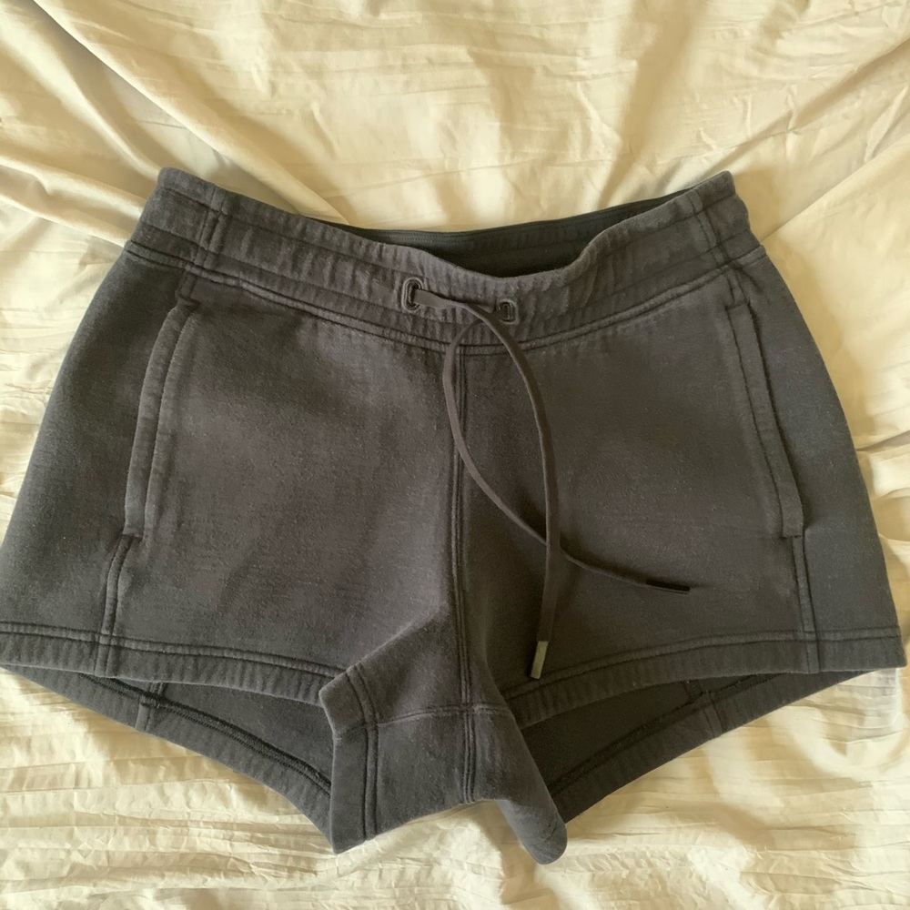 Lululemon lounge shorts